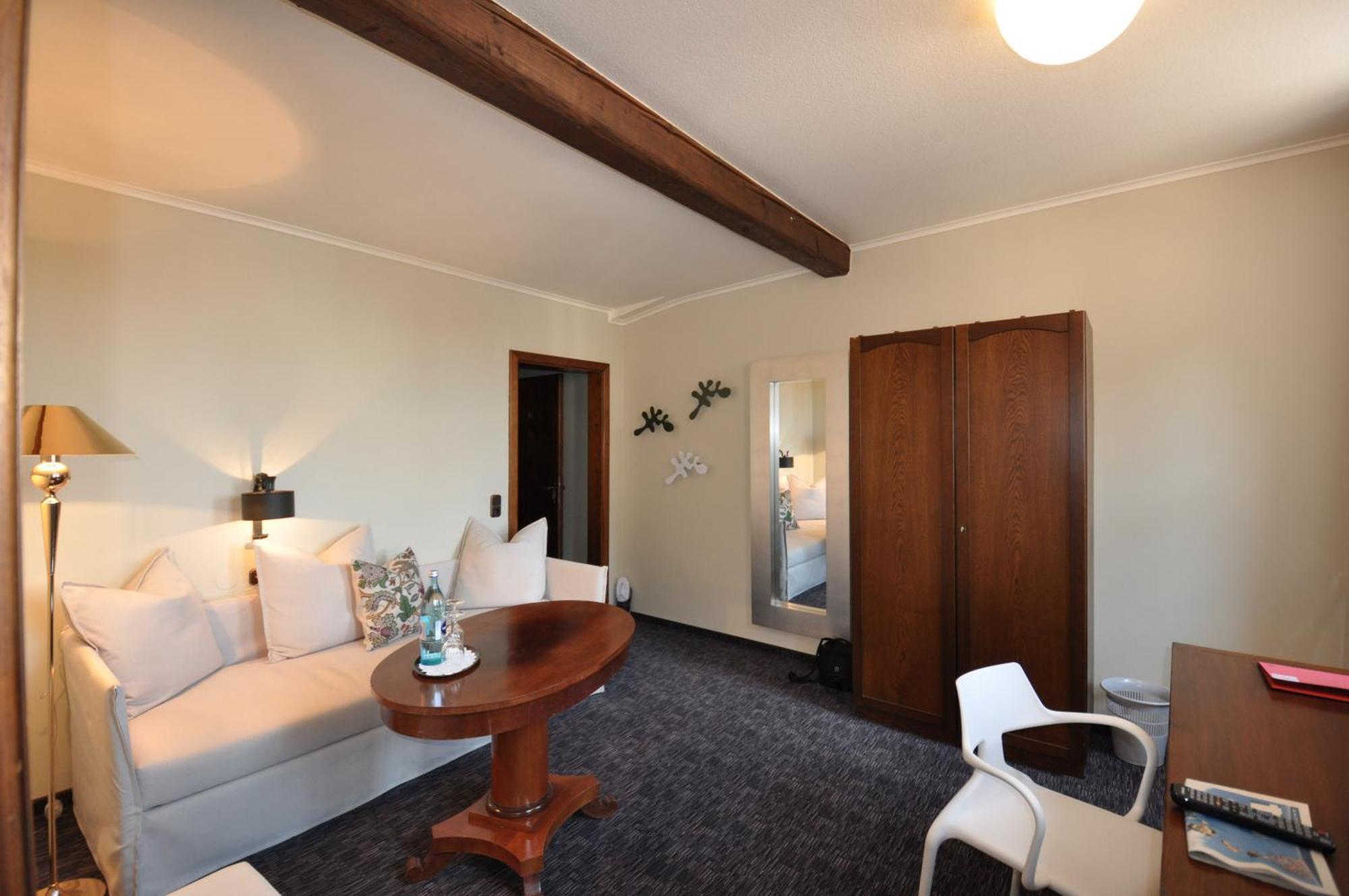 Hotel Schmuckkaestchen มิลเทินแบร์ก ภายนอก รูปภาพ